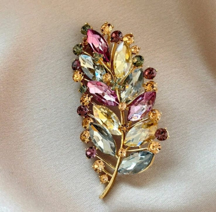 Vintage Leaf Brooch